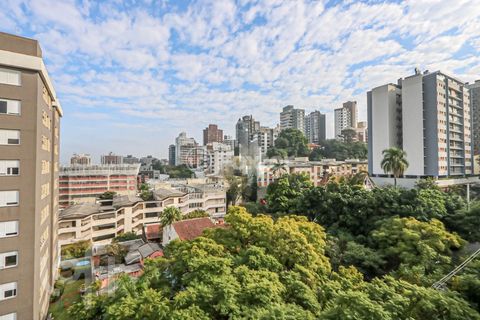 Image 9 - 932300