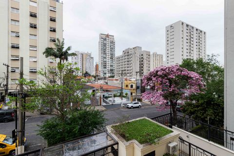 Image 13 - 932304