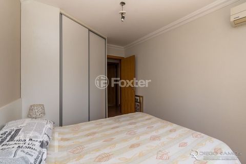 Image 7 - 932312