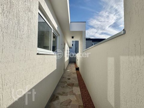 Image 3 - 932344