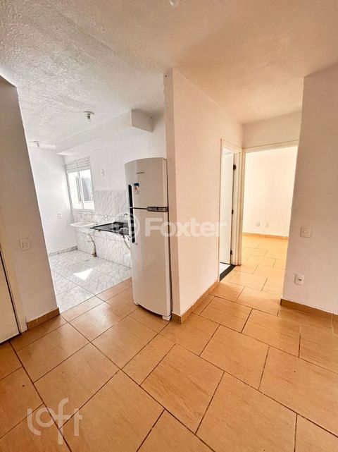 Image 3 - 932409