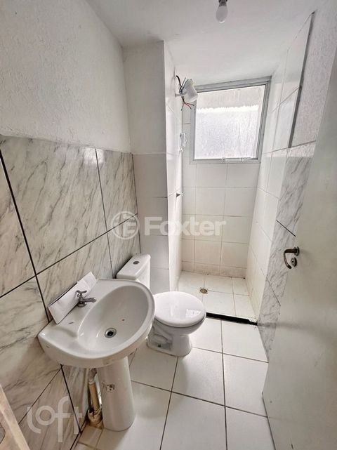 Image 7 - 932409