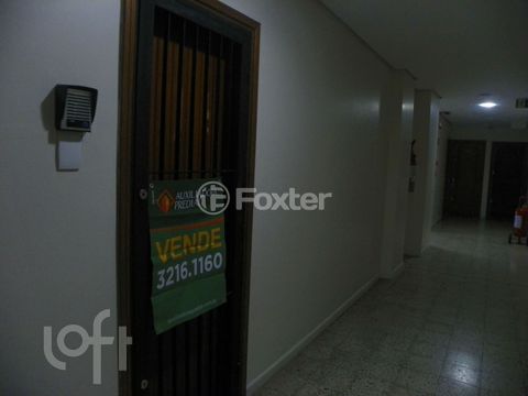 Image 3 - 932411