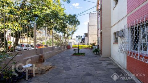 Image 3 - 932416