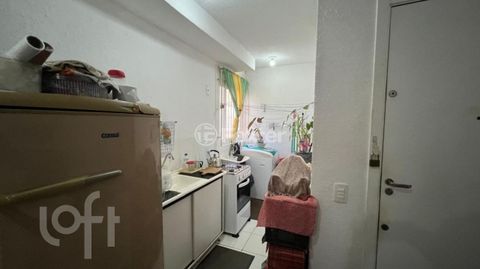 Image 8 - 932421