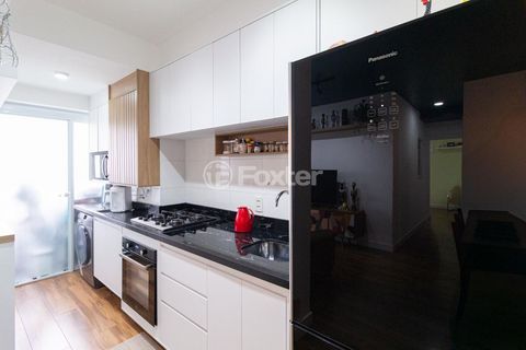 Image 7 - 932471