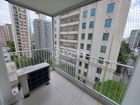 Image 3 - 932497