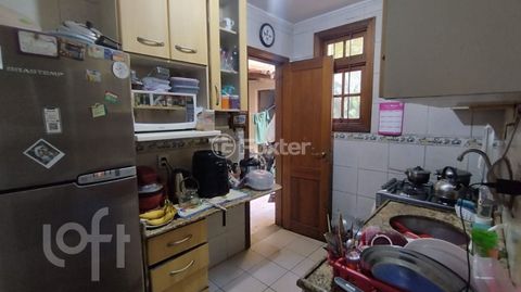 Image 6 - 932498