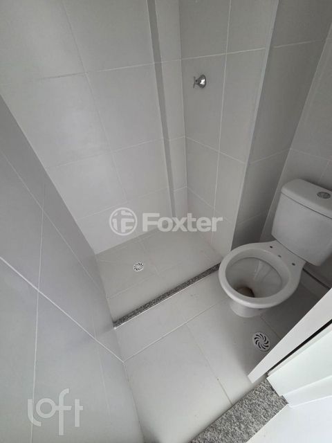 Image 4 - 932517