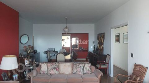 Image 3 - 932554