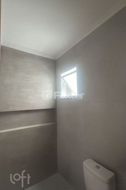 Image 3 - 932581