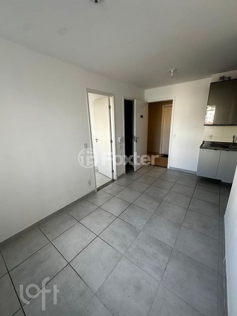 Image 3 - 932602