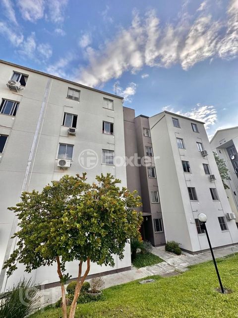 Image 9 - 932612