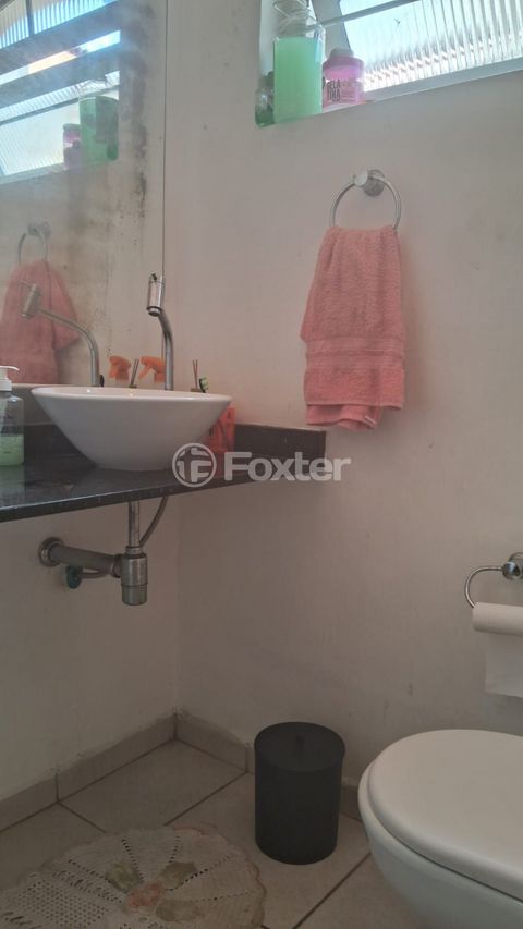 Image 9 - 932635