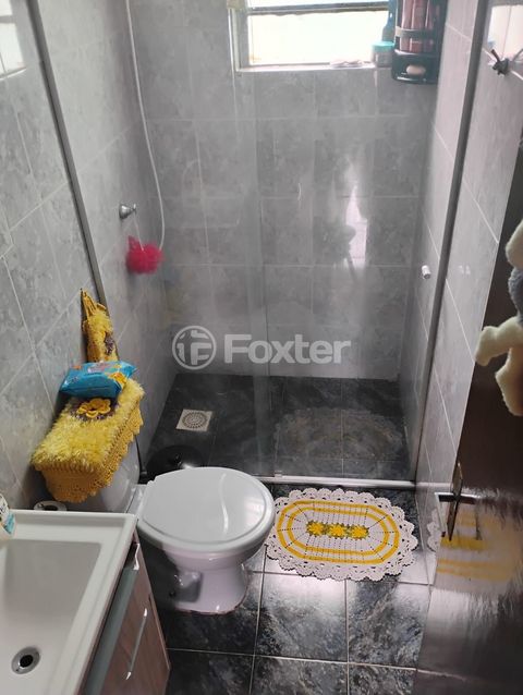 Image 3 - 932693
