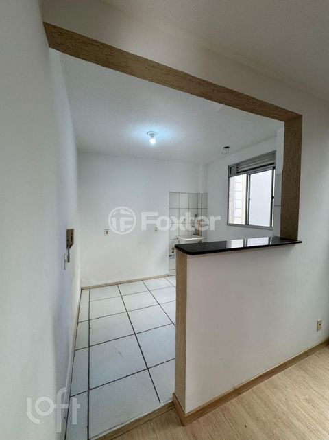 Image 4 - 932735