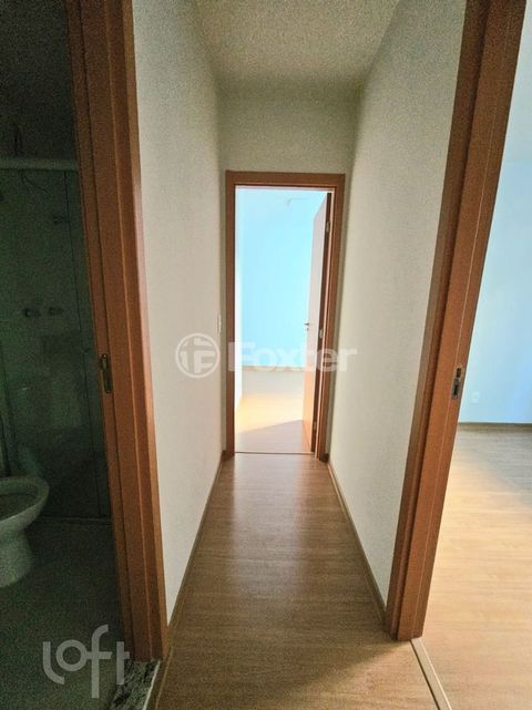 Image 7 - 932738