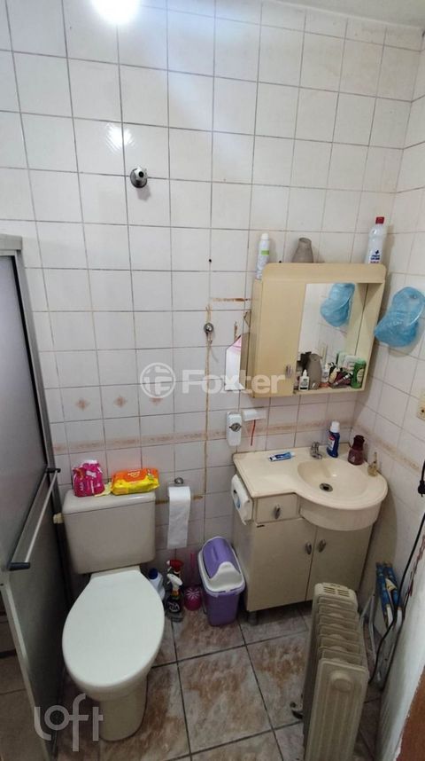 Image 8 - 932769