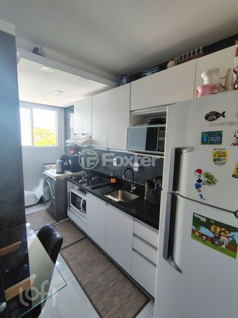 Image 4 - 932789