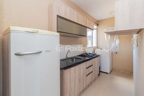Image 11 - 932939