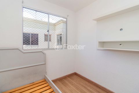 Image 7 - 932939