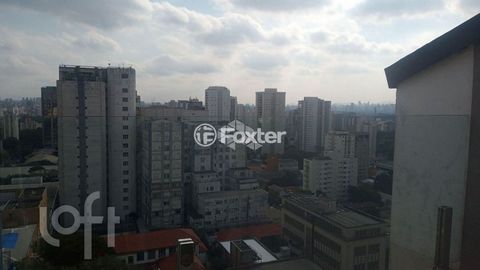Image 10 - 933111