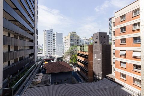 Image 2 - 933285