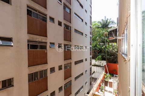 Image 9 - 933285