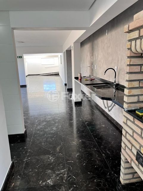 Image 3 - 933644