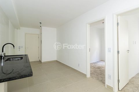 Image 7 - 933672