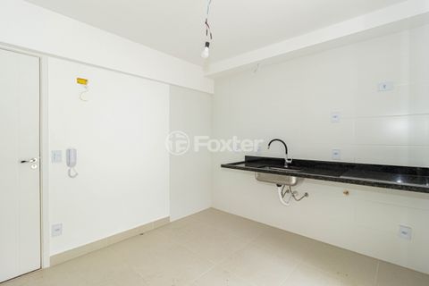 Image 7 - 933678