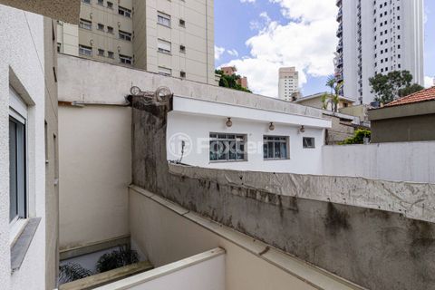 Image 6 - 933682