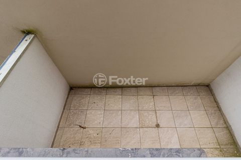 Image 17 - 933683