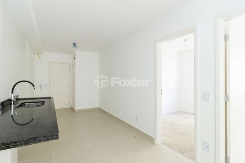 Image 7 - 933687