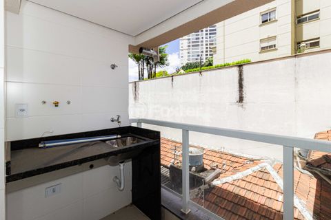 Image 3 - 933688