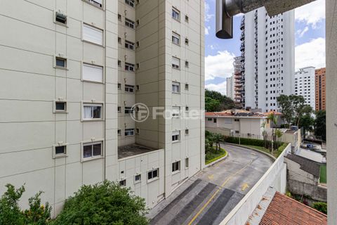 Image 4 - 933699
