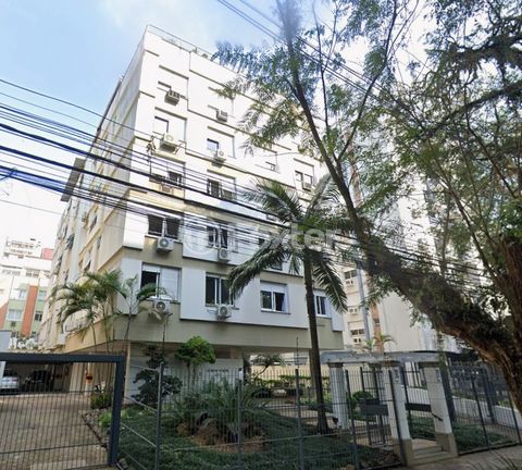 Image 3 - 933711