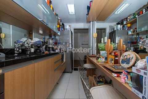 Image 10 - 934018