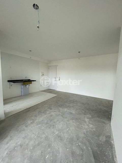 Image 8 - 934136