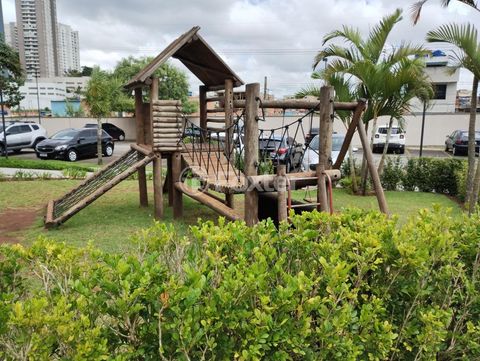 Image 8 - 935219