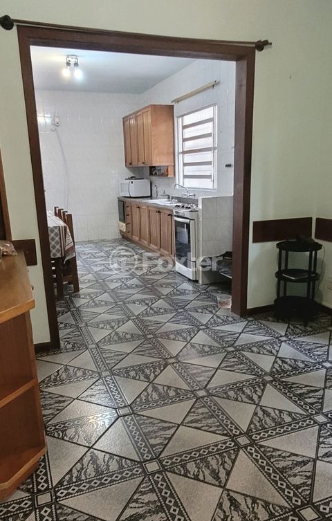 Image 3 - 935461