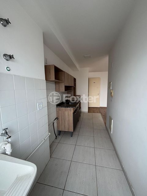 Image 1 - 935523