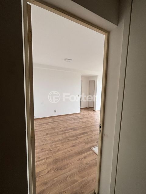 Image 6 - 935523