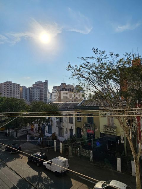 Image 11 - 935612