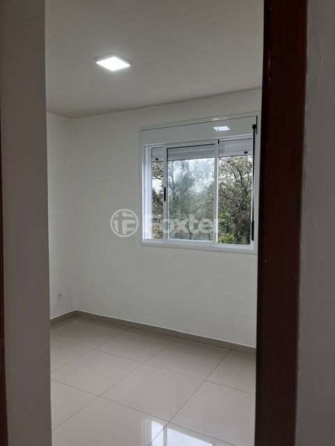 Image 6 - 935727