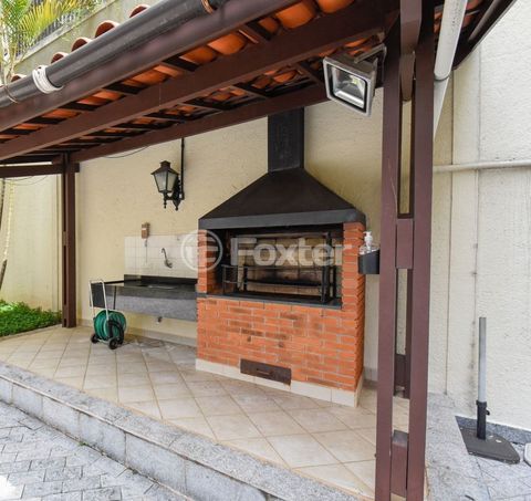 Image 3 - 936090