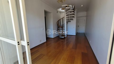 Image 17 - 936090