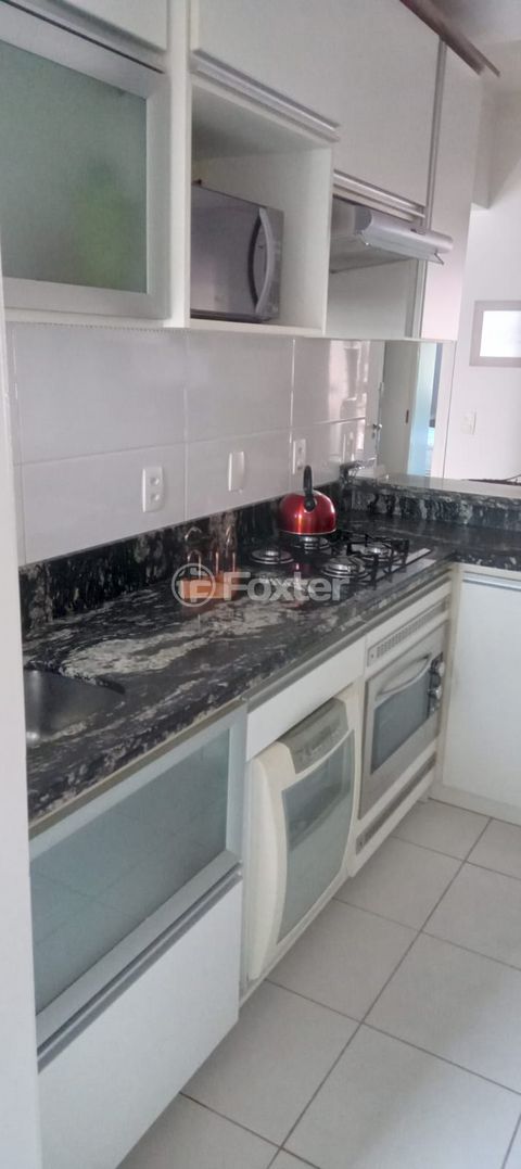 Image 7 - 937725