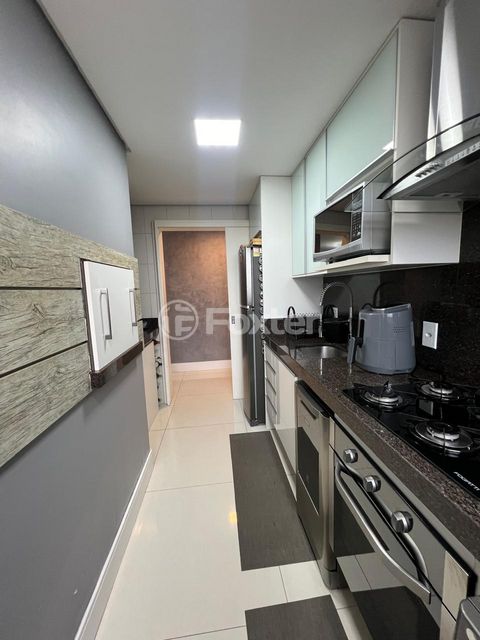 Image 7 - 938476
