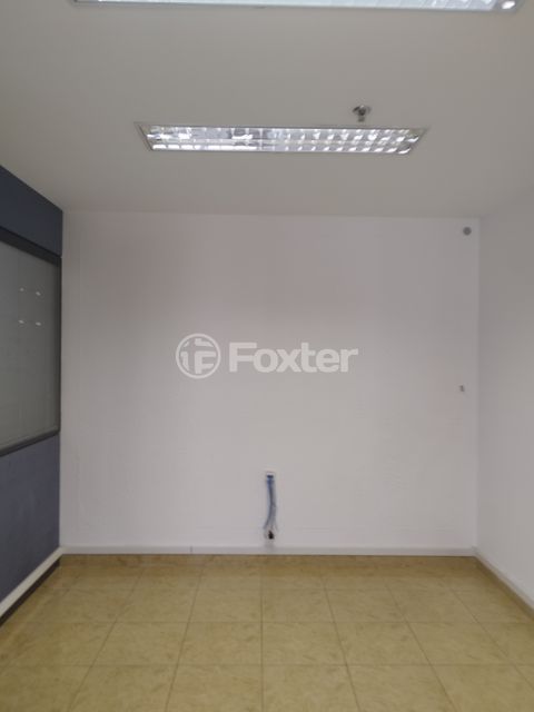 Image 4 - 938721